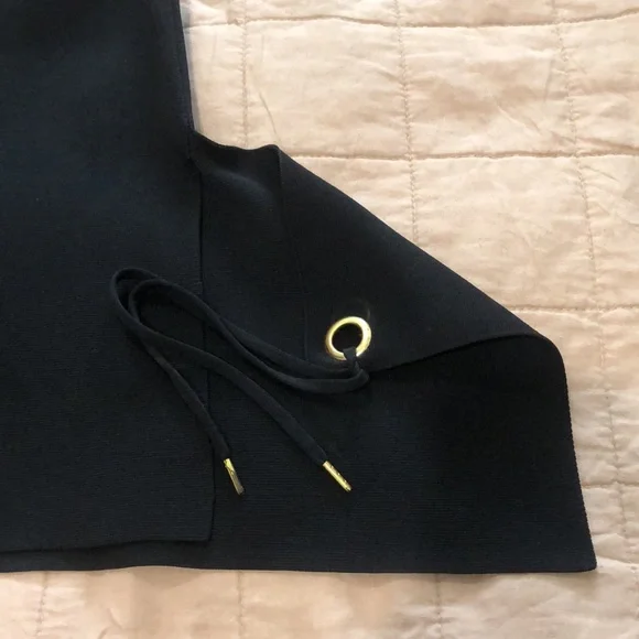 Country Road compact knit black top - Picture 2 of 12